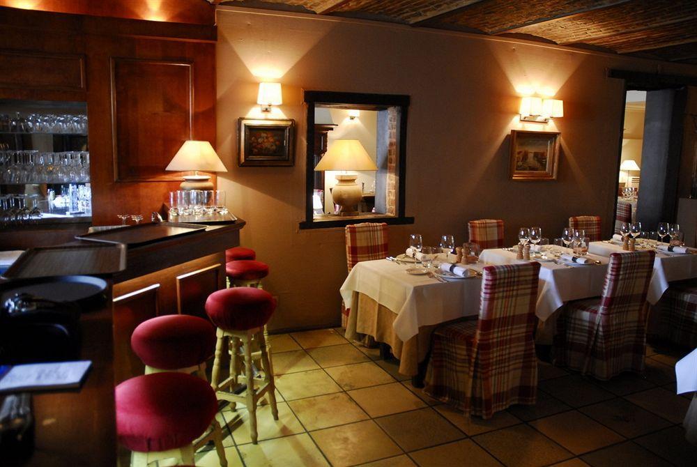Hotel Au Comte De Mercy Oupeye Esterno foto